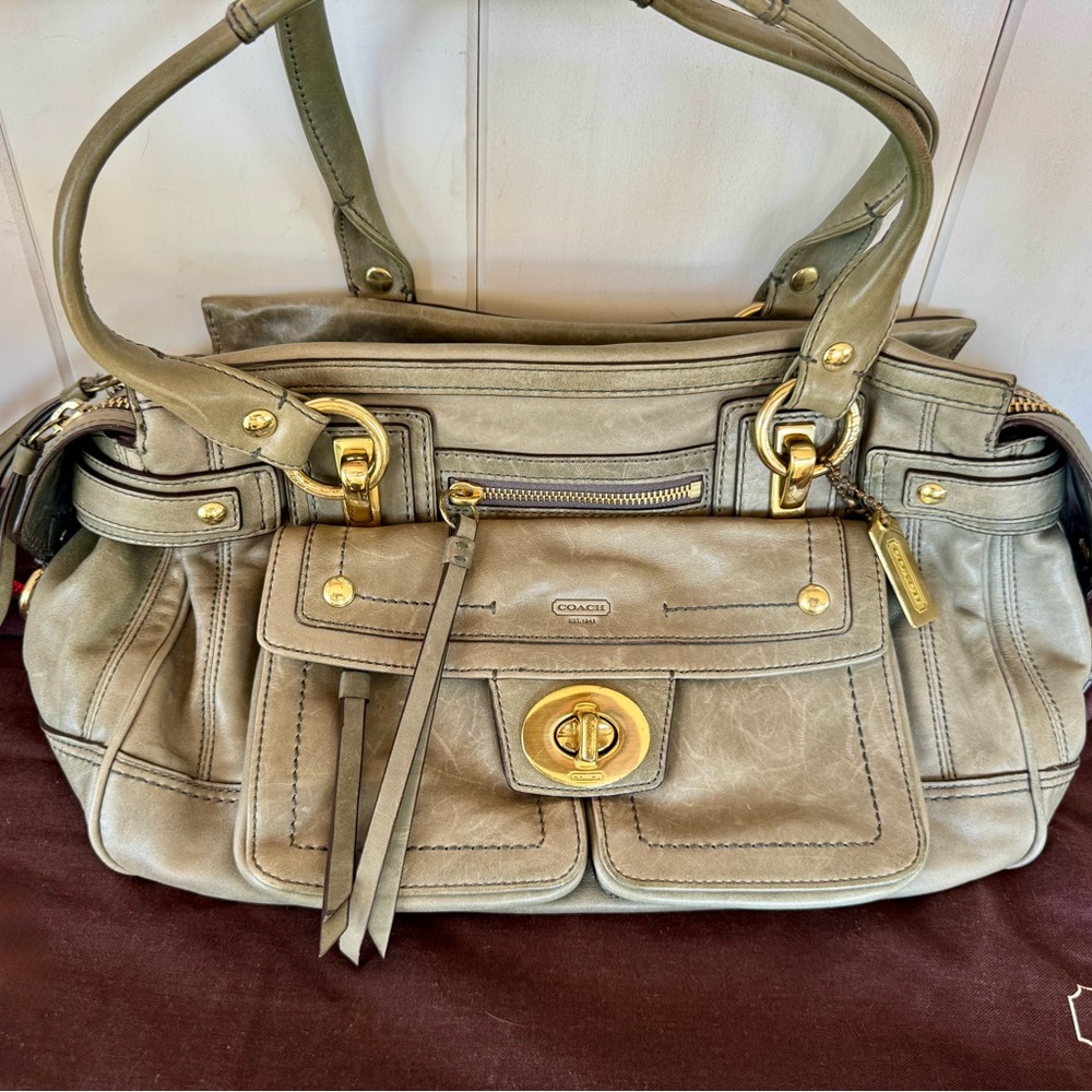 Coach Hamptons Lindsay Leather Shoulder Bag